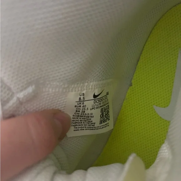 Nike Blazer Mid 77 Catechu Women White Pink Embroidered Sneakers size 8.5 EUC - Picture 6 of 6